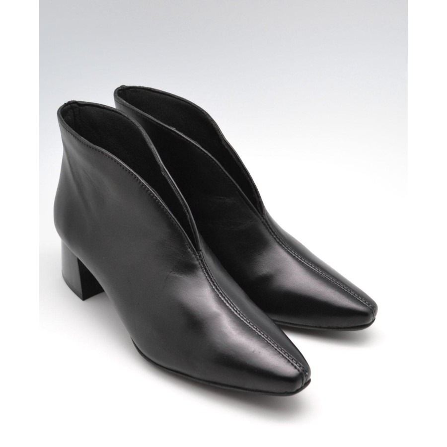 D'chikas Γυναικεία Μποτάκια